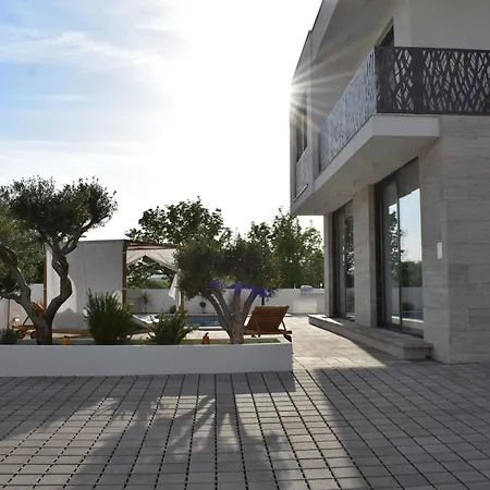Villa Lauvi Kastela
