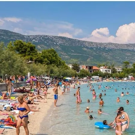 Lauvi Kastela