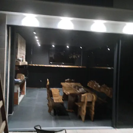 Lauvi * Kastela